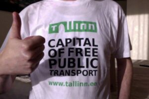 Il trasporto pubblico gratuito di Tallin funziona?