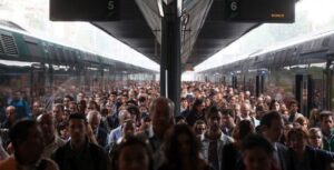 Treni, in Liguria arrivano puntuali solo i tagli alle corse