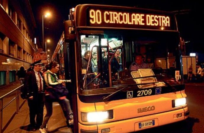 Bus notturni: 3,5 milioni di passeggeri a Milano, Comune e Atm studiano la proroga