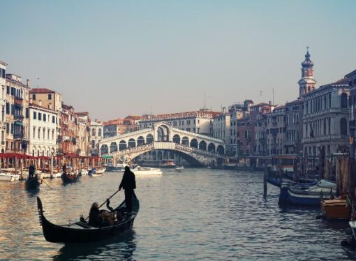 Venezia: Car sharing più “pulito” con le ibride