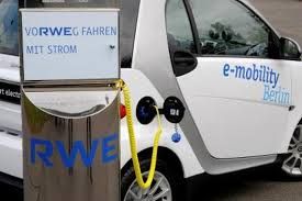 Germania, più incentivi per auto elettriche: produttori chiamati a contribuire per il 40%