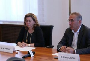 Trenitalia: Hitachi e Alstom si aggiudicano la gara