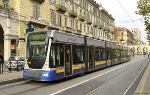 Torino: venti di guerra fra Regione e Comune
