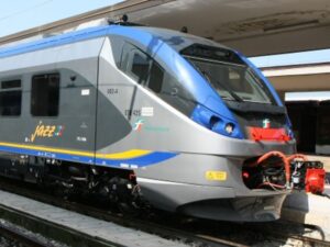 Alstom, maxi commessa di dodici treni regionali