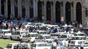 Taxi: pronto il decreto del governo