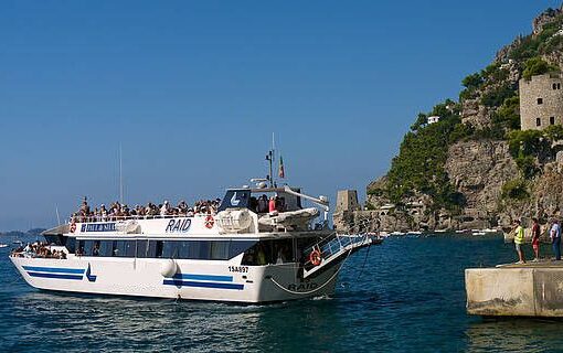 Campania: torna il “metrò” del mare