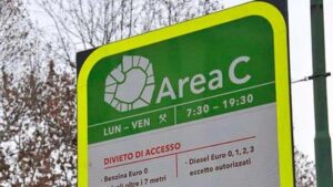 Roma: la giunta Raggi rispolvera l’area C