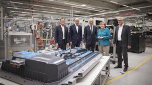 Daimler costruirà mega fabbrica di batterie elettriche