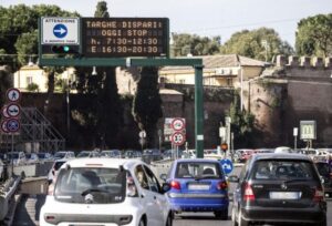Milano: Piano mobilità , primo sì del Consiglio Comunale