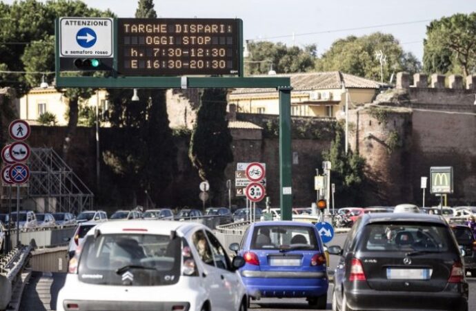 Milano: Piano mobilità , primo sì del Consiglio Comunale