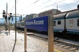Bolzano: treni regionali, inaugurati altri due convogli