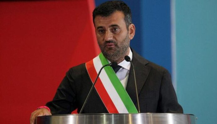 Anci: Pres. Decaro, più trasporto pubblico per combattere l’inquinamento