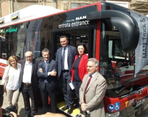 Bologna: Tper, presentati i nuovi bus a metano