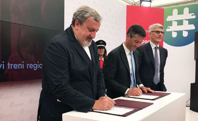 Trenitalia-Regione Puglia: firmato il Contratto di Servizio