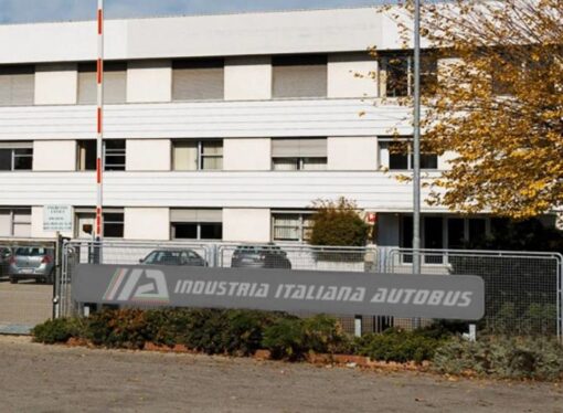 Una mano pubblica per Industria Italiana Autobus