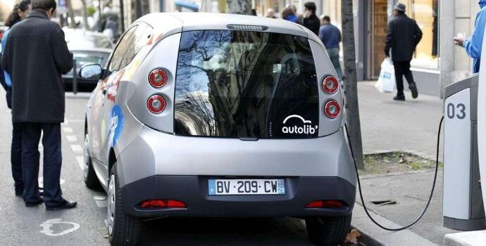 Parigi: addio al car sharing di Bollorè
