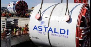 S&P declassa Astaldi