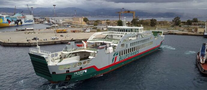 Messina: in servizio un nuovo traghetto Bluferries
