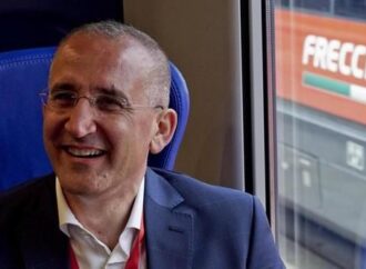 Mazzoncini: “rischioso l’ingresso di Fs in Alitalia”