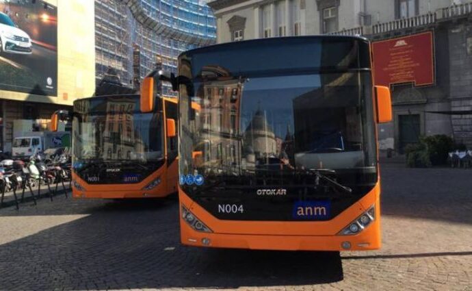 Napoli: sono entrati in servizio 10 nuovi bus