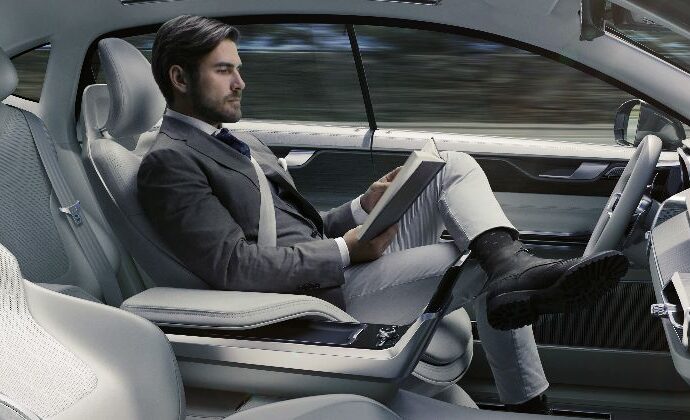 Bmw-Daimler, alleanza in vista per le auto a guida autonoma