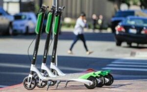 Roma ci prova con i monopattini elettrici