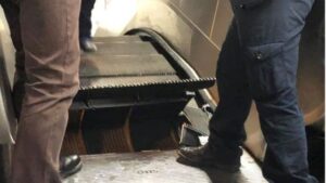 Roma: caos metro, salta la ditta di manutenzione delle scale mobili