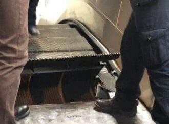 Roma: caos metro, salta la ditta di manutenzione delle scale mobili
