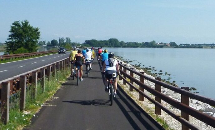 Ciclovia Tirrenica: Fiab, Mit e Regioni firmano un protocollo d’intesa