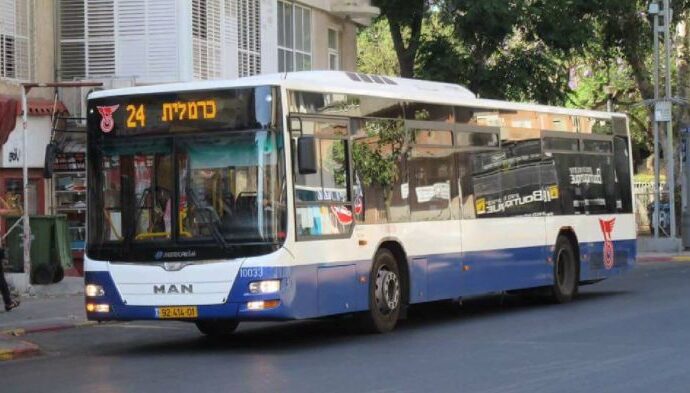 Roma: Atac, i bus noleggiati non possono circolare