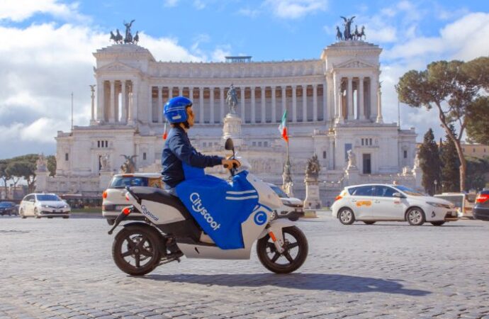 Roma: parte il servizio Cityscoot