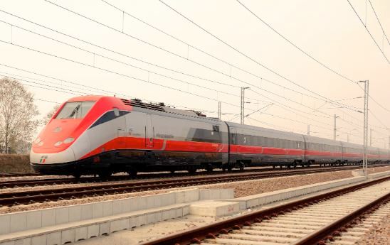 Autorità dei trasporti: separare Rfi da FS