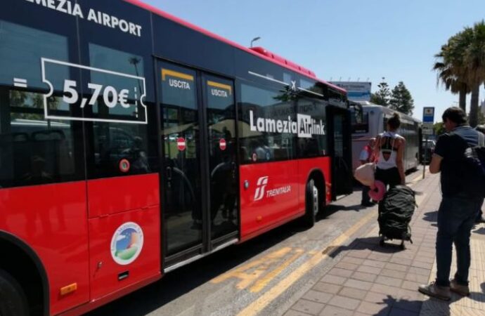Calabria: Trenitalia ha confermato i servizi Lamezia Airlink e Tropea Line