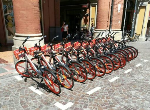 Bologna: debuttano le bici elettriche di Mobike