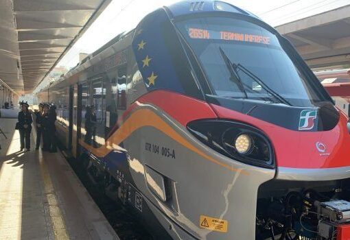 Sicilia: Trenitalia, consegnato il primo treno “Pop”