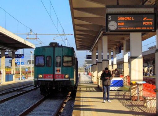 Calabria: Trenitalia, firmato il nuovo contratto di servizio