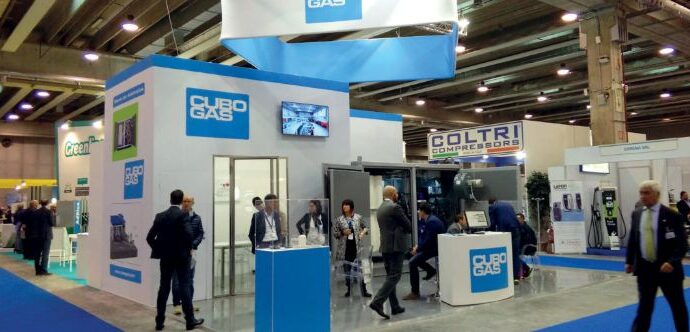 Francia: Snam alimenterà i bus a gas parigini