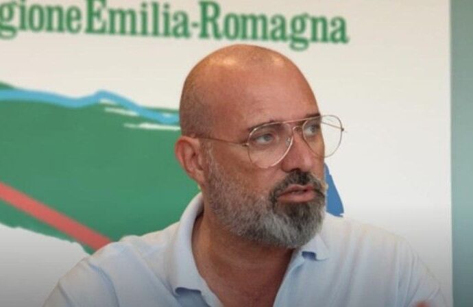 Emilia Romagna: Bonaccini, bus gratis per gli studenti