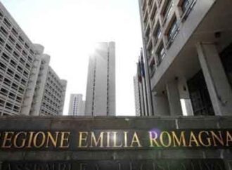 Emilia Romagna: monitoraggio sull’uso del trasporto pubblico, al via un’indagine di mercato