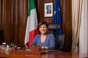 Fase 2: De Micheli, regole per il Tpl e incentivi per la mobilità dolce