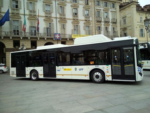 Torino: Appendino, in arrivo i primi 50 bus elettrici