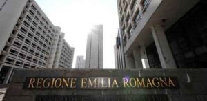 Emilia Romagna: 120 autobus per potenziare il servizio per studenti e lavoratori