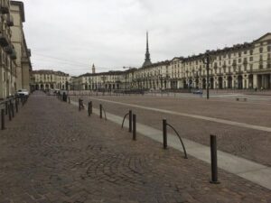 Piemonte: un rapporto dell’Agenzia per la Mobilità certifica la forte diminuzione negli spostamenti