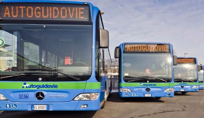 Pavia: tpl extraurbano, al via il nuovo servizio “Prenota Scuole”