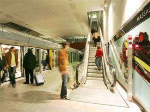 TORINO. METROPOLITANA: CONCORSO DI IDEE PER LA COPERTURA DEGLI ACCESSI DELLE STAZIONI