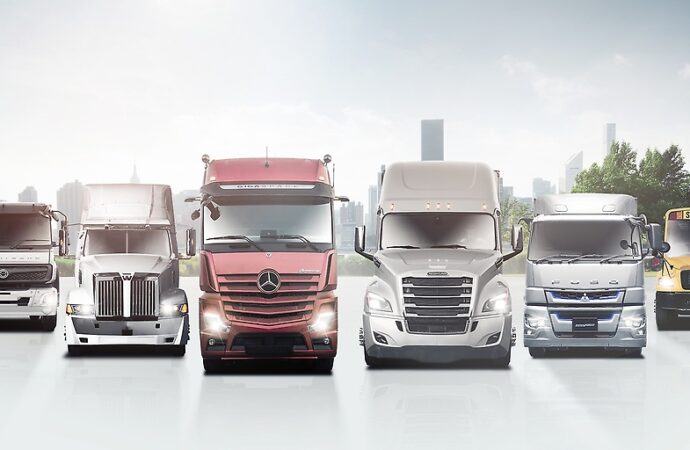 Daimler: al via lo scorporo delle divisioni bus e camion