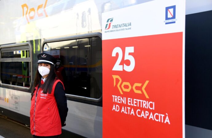 Campania: consegnato il secondo treno “Rock”