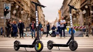 Palermo: arrivano i monopattini di Helbiz