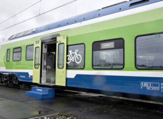 Lombardia: FNM, il treno ibrido diesel-elettrico “Colleoni” muove i primi passi