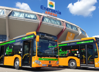 Varese: presentati 11 nuovi bus ibridi